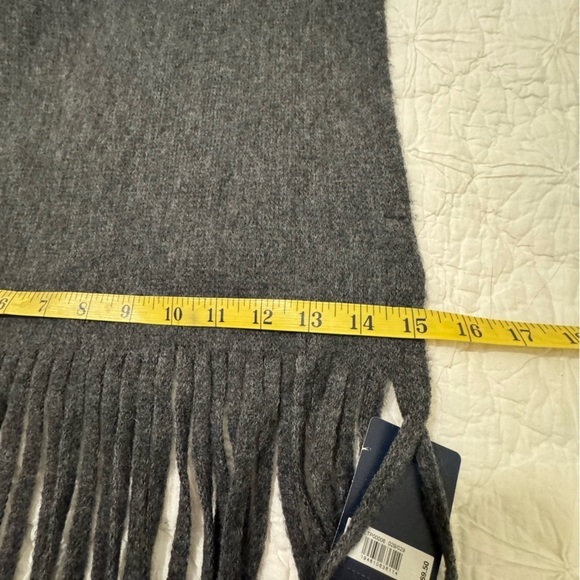 NWT Lucky Brand Scarf Gray with long fringe - Picture 7 of 10